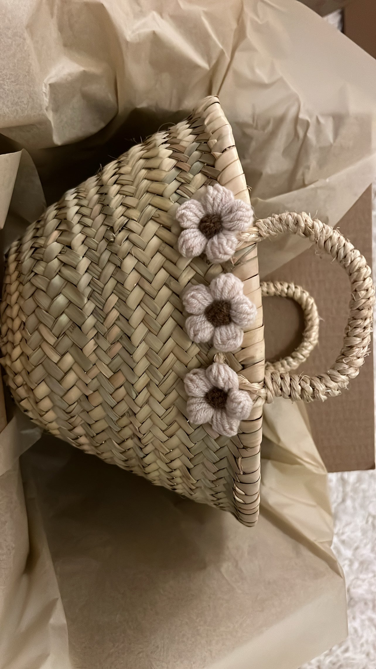 Panier personnalisé fleurs écrus